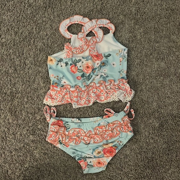 Cheeky Plum Girls 3T tankini floral swim suit with ruffles - Picture 2 of 4